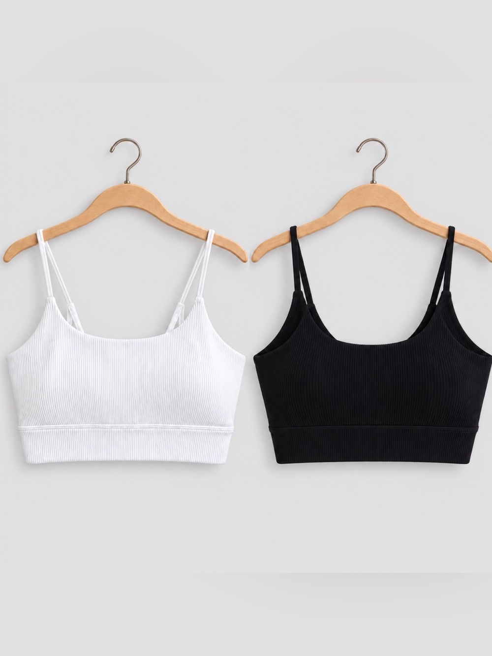 Elevate Seamless Ribbed Sports Bra Bundle Size 6 Black White NWOT